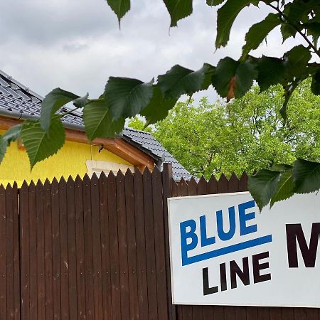 Blueline Motel Jászberény エクステリア 写真